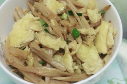 黄花菜炒鸡蛋的做法,简单易学黄花菜炒鸡蛋制作攻略