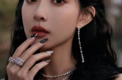 娱乐圈美女孟子义,娱乐圈中的美丽与实力并存