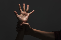家暴法律如何判刑,家暴法律判刑标准与处罚措施解析